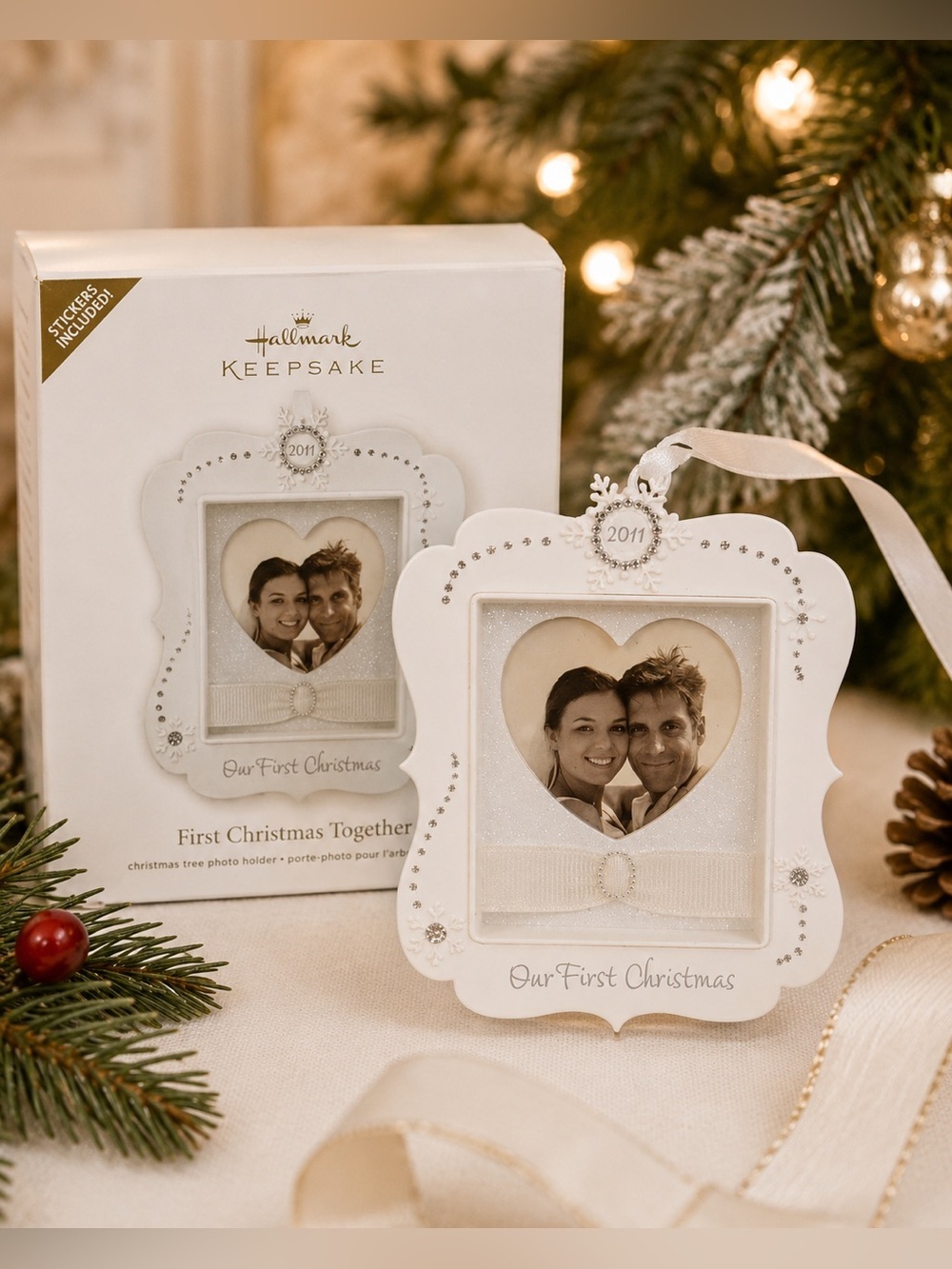 Hallmark Keepsake Our First Christmas Together 2011 Photo Frame Ornament w/ Box